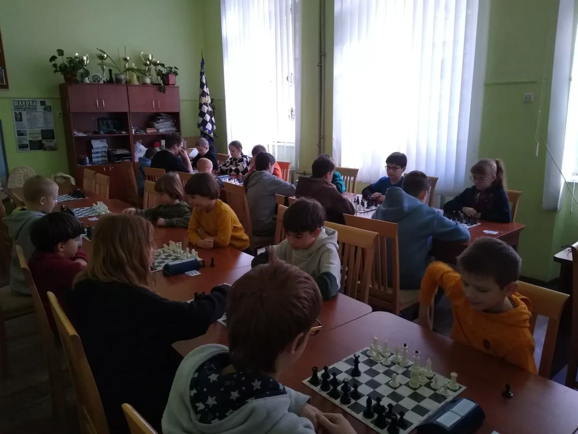 ivanchuk chess school jpg